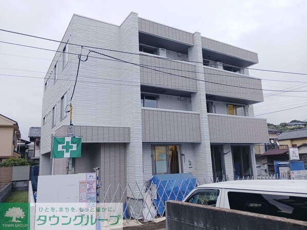 レフィシア腰越の物件外観写真